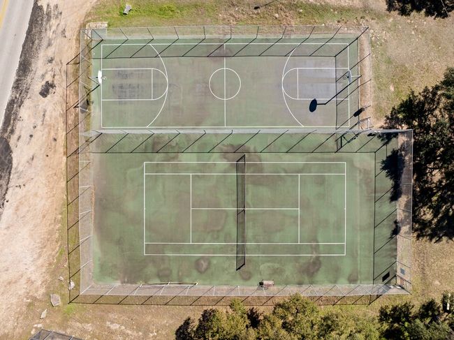 Community tennis courts | Image 35