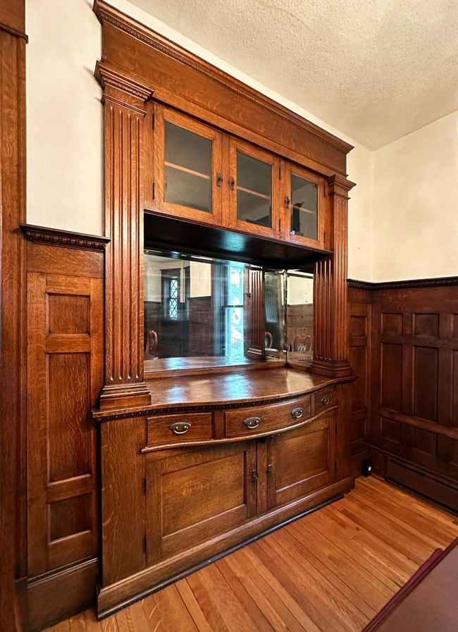 Built In Hutch.jpg | Image 8