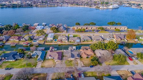 704 Tahiti Dr, Granbury, TX, 76048-2563 | Card Image