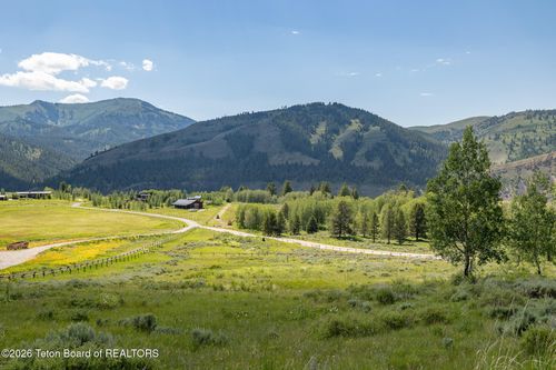 820 W Elk Ridge Road, Jackson, WY, 83001 | Card Image