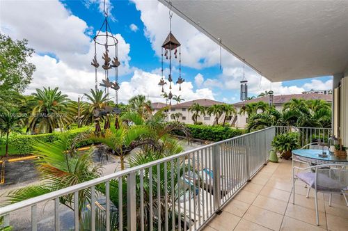 apt-212n-7403 Sw 82nd St, Miami, FL, 33143-7601 | Card Image