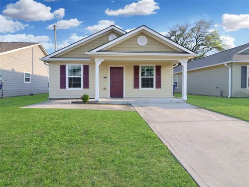 7501 Bluejay Dr, Texas City, TX, 77591-3657 | Card Image