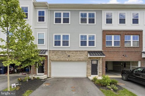 59 Four Leaf Dr, DOWNINGTOWN, PA, 19335-4052 | Card Image