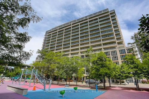 711-35 Bastion St, Toronto, ON, M5V0C2 | Card Image