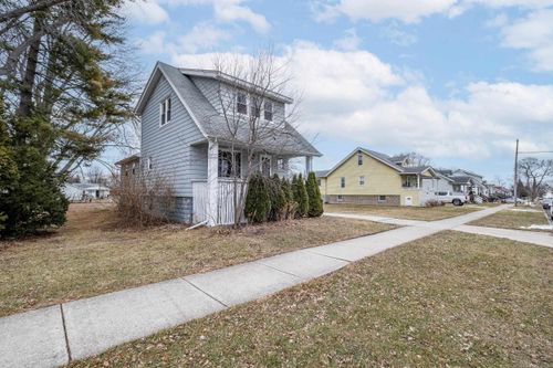 23725 Elmira St, Saint Clair Shores, MI, 48082-1125 | Card Image