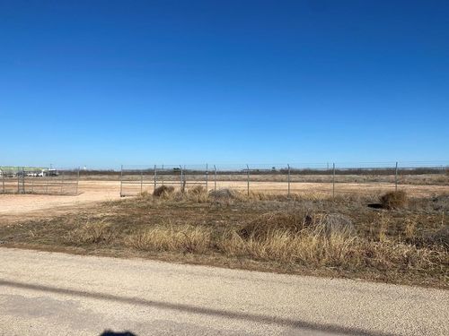 4276 Dan Hanks Ln, San Angelo, TX, 76904-2238 | Card Image