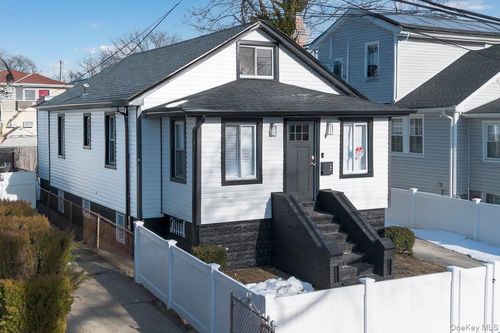 134-51 173rd St, Jamaica, NY, 11434-4537 | Card Image