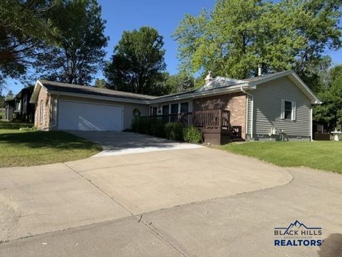 2915 Falls Dr, rapid city, SD, 57702 | Card Image