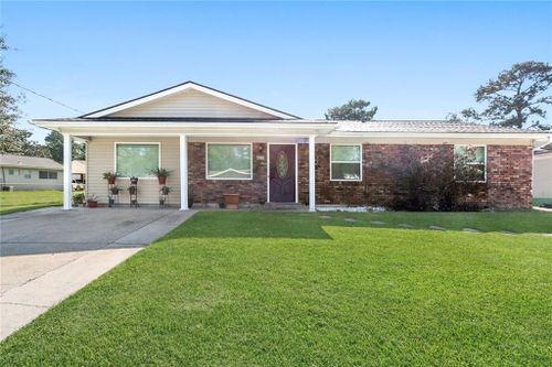 3618 Meadowdale Dr, Slidell, LA, 70458-4718 | Card Image