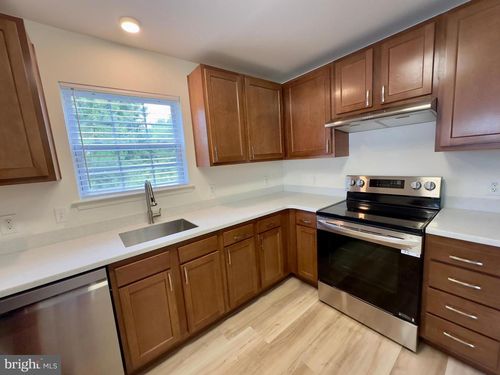 70 Sequoia Dr, BERLIN, NJ, 08009-1424 | Card Image