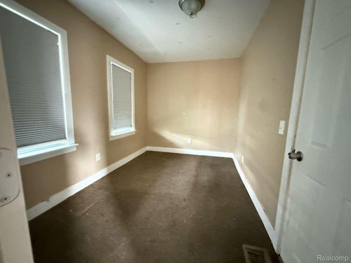 11708 Broadstreet Ave, Detroit, MI, 48204-1536 | Card Image