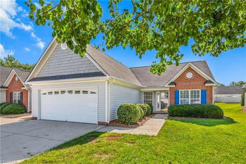 3929 Parkview Ct, Winston-Salem, NC, 27127-7391 | Card Image