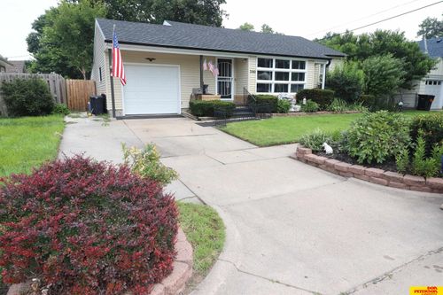 2160 N I St, Fremont, NE, 68025-2576 | Card Image