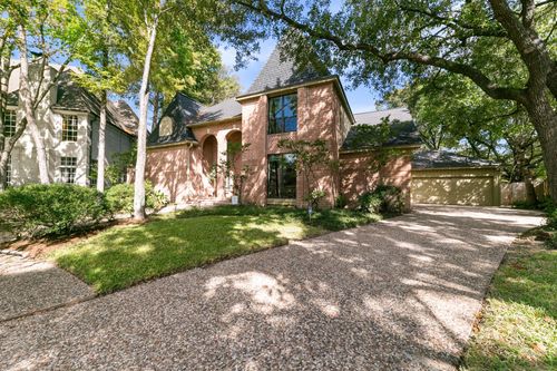 11818 Castle Ridge Dr, Houston, TX, 77077-2611 | Card Image