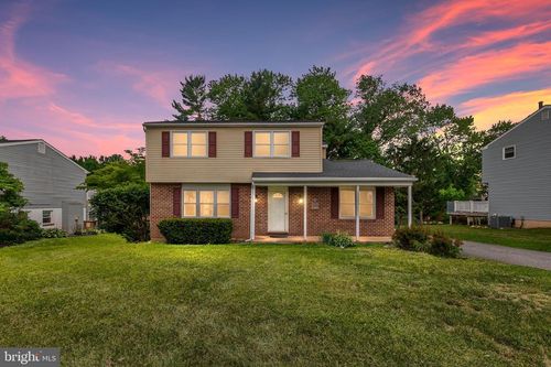 521 Hemingway Dr, HOCKESSIN, DE, 19707-1117 | Card Image