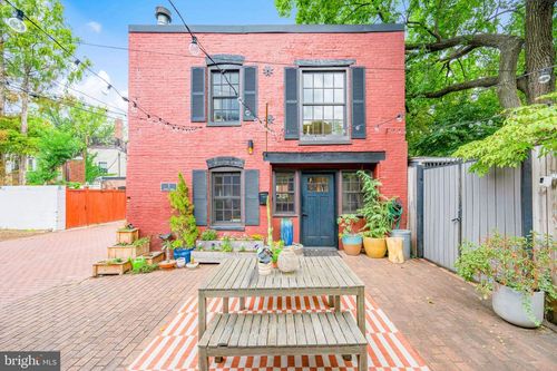 1 Derby Ln Se, WASHINGTON, DC, 20003-2222 | Card Image