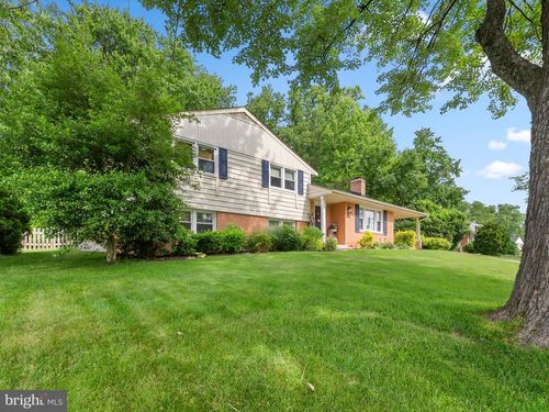 5208 Lindsay St, FAIRFAX, VA, 22032-3420 | Card Image