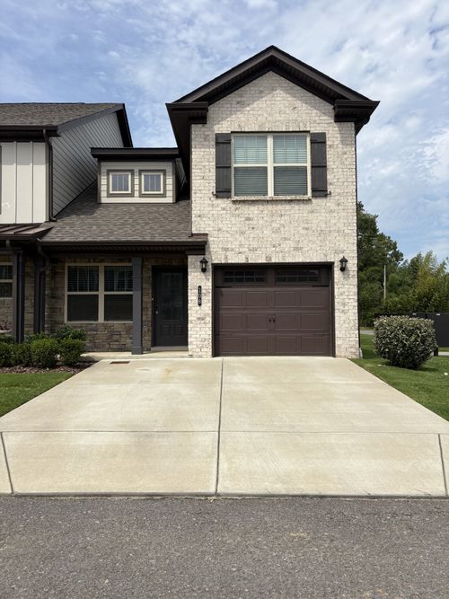 108 Rising Pvt Ln, Gallatin, TN, 37066-4798 | Card Image