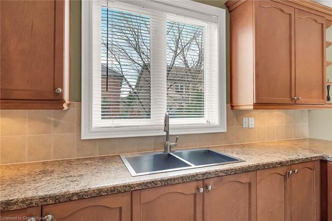 3348 Raspberry Bush Trail, House other with 4 bedrooms, 4 bathrooms and 6 parking in Oakville ON | Image 12
