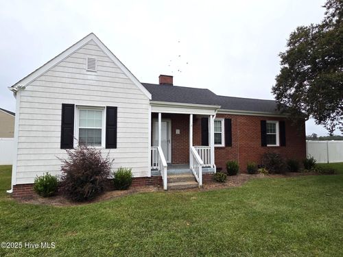 7022 County Home Rd, Ayden, NC, 28513-9563 | Card Image