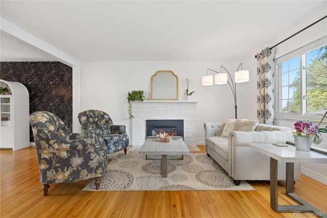 8390 E Davies Pl, House other with 4 bedrooms, 3 bathrooms and 1 parking in Centennial CO | Image 12