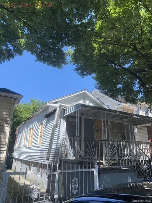 453 Beach Ave Avenue, New York, NY, 10473 | Card Image