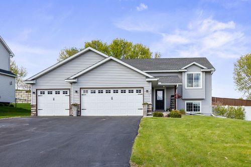 406 Greenway Dr, Delano, MN, 55328-4576 | Card Image