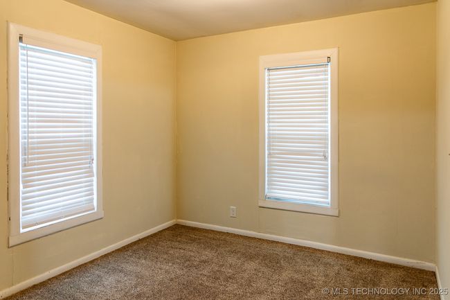 28360 Arbeka Rd, House other with 2 bedrooms, 1 bathrooms and null parking in Henryetta OK | Image 11