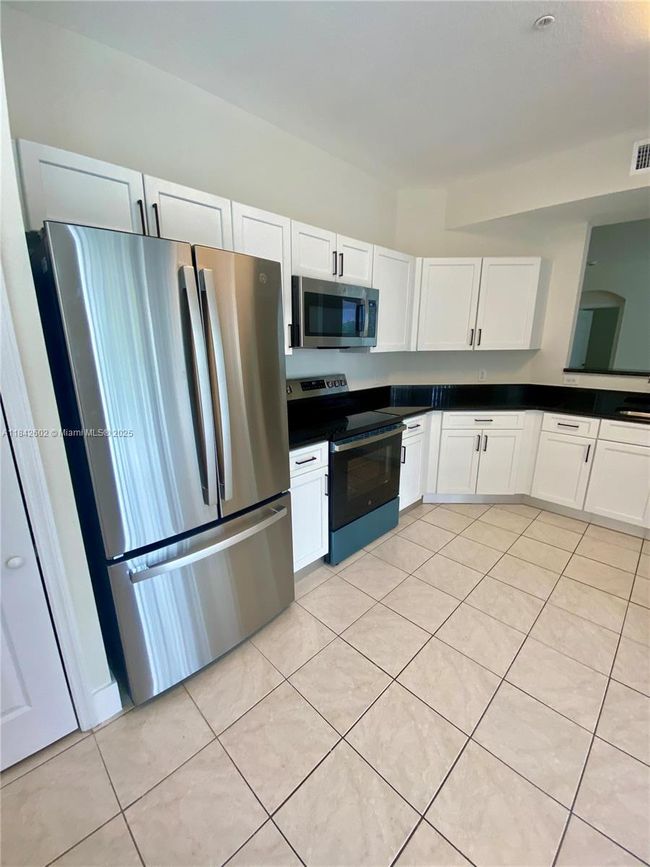APT-305 - 11032 Legacy Dr, Condo with 2 bedrooms, 2 bathrooms and null parking in Palm Beach Gardens FL | Image 56