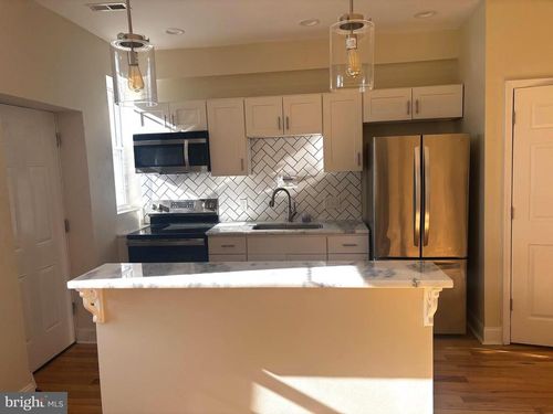 3827 Boarman Ave, BALTIMORE, MD, 21215-5426 | Card Image