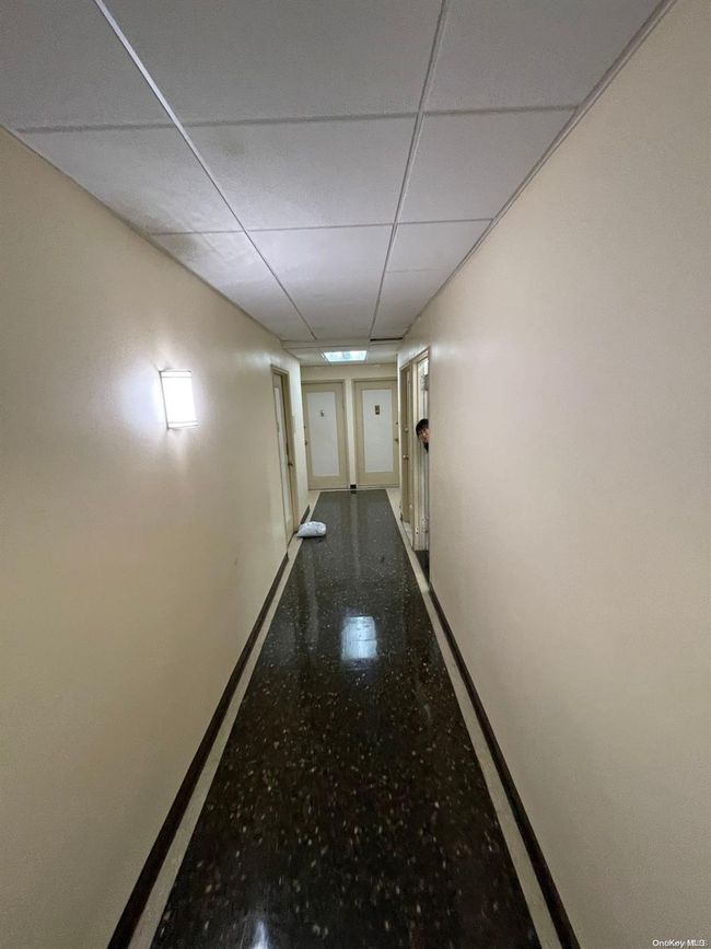 APT-1 - 99-40 63 Rd Rd, Home with 0 bedrooms, 1 bathrooms and null parking in Rego Park NY | Image 5