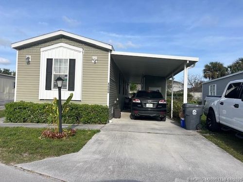 4660 Lucille Dr, Lake Worth, FL, 33463-4457 | Card Image