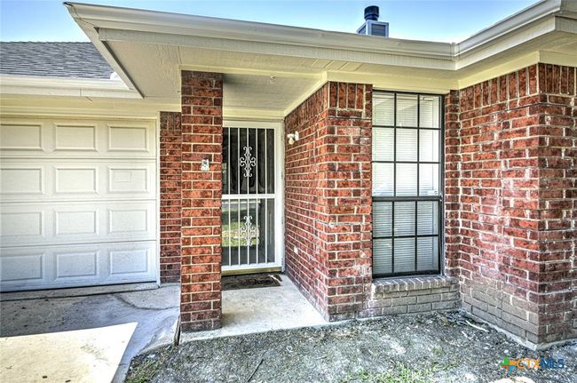 Front Entrance | Image 5