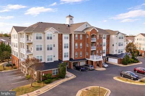 unit-207-9710 Handerson Pl, MANASSAS PARK, VA, 20111-7037 | Card Image