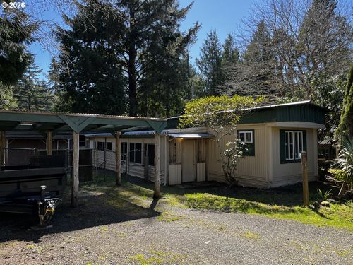 85141 Cedar Dr, Florence, OR, 97439 | Card Image