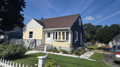 1776 Stein Dr Drive, Islip, NY, 11706 | Card Image