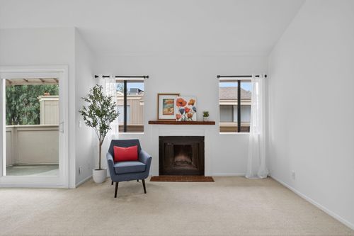 2-1466 San Simeon Ct, Ventura, CA, 93003 | Card Image