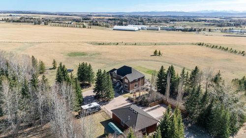 225 Huggard Road, Rural Rocky View County, AB, T3Z2C2 | Card Image