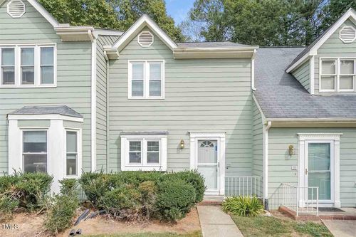 551 Oak Run Dr, Raleigh, NC, 27606-7914 | Card Image