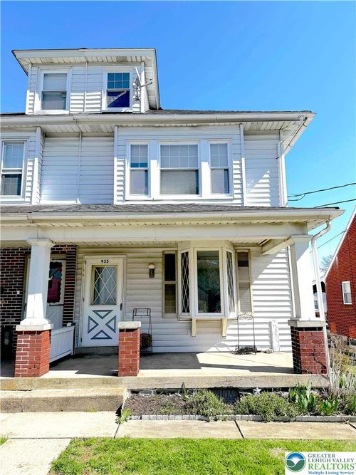 935 Easton Road, Hellertown Boro, PA, 18055 | Card Image