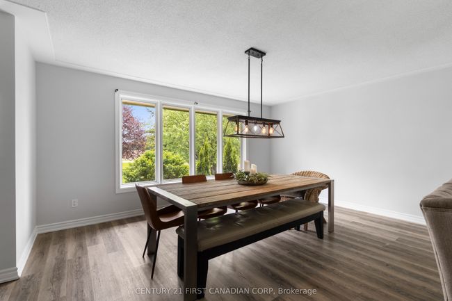 5270 Trafalgar St, House other with 5 bedrooms, 3 bathrooms and 6 parking in Dorchester ON | Image 5