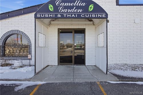 5176 Transit Rd, Depew, NY, 14043-4443 | Card Image