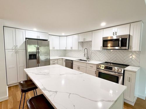 apt-213-146 Marble St, Stoneham, MA, 02180-2770 | Card Image