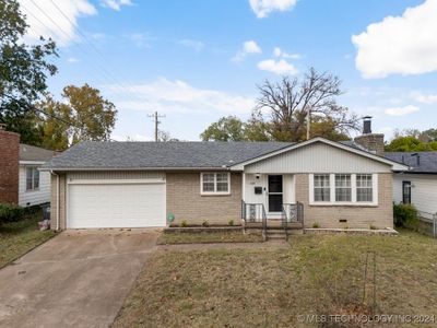 7449 E 30th Street, House other with 3 bedrooms, 2 bathrooms and null parking in Tulsa OK | Image 3