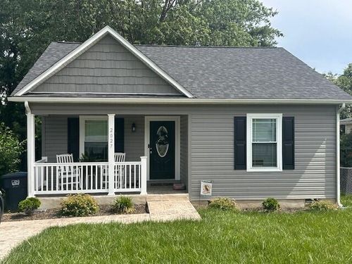 2027 Clinton Ave Se, Roanoke, VA, 24013-2617 | Card Image