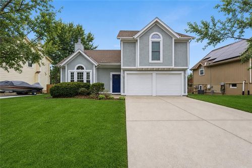 1181 Meadow Ln, Olathe, KS, 66062-5745 | Card Image
