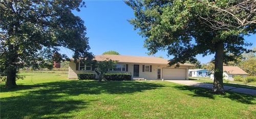 648 Nw W Hwy, Kingsville, MO, 64061-9122 | Card Image