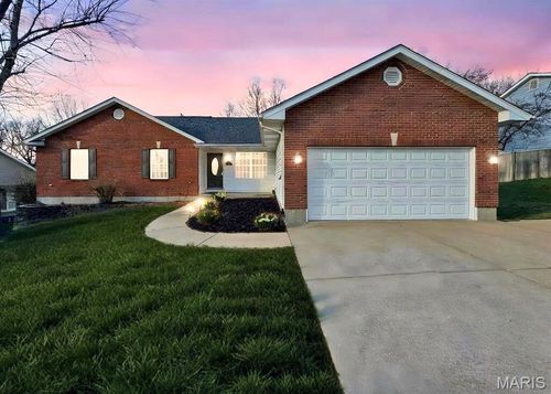 35 Ashford Pl, Festus, MO, 63028-5605 | Card Image