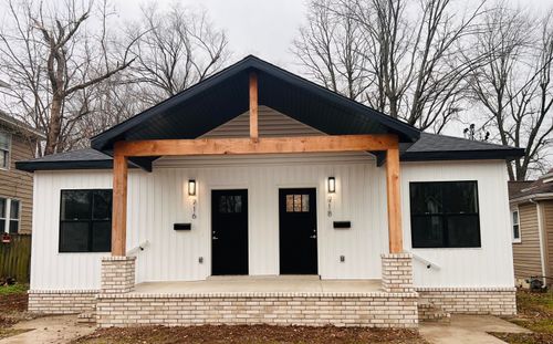 718-716-718 W Division St, Springfield, MO, 65803-1734 | Card Image