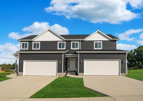 3367 Lincolnshire Rd, Waterloo, IA, 50701-7700 | Card Image